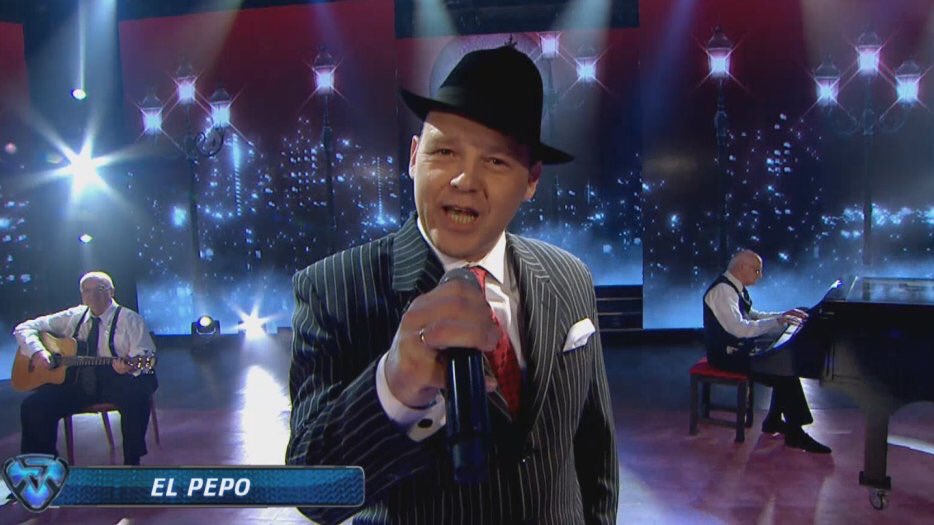 SoyYoElPepo's tweet photo. Muchas gracias @cuervotinelli Y TODO SHOWMATCH por permitirme cumplir..."EL SUEÑO DEL PIBE",PARA VOS VIEJO QUERIDO...BAILA CASTIÑEIRASSSS🎼🎙🎩 https://t.co/DWFwMU2UaI