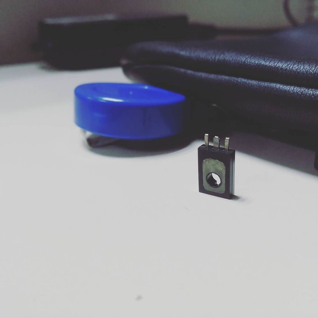 umesh_menon13's tweet image. The #RandomObject of the day. What are your views on this? ift.tt/2s8Cx2O