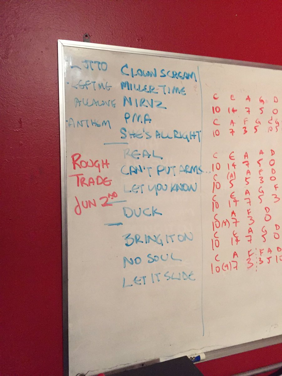 durtneck's tweet photo. Set list down! Are you ready? We're jamming! https://t.co/Dp1BF9OtDs