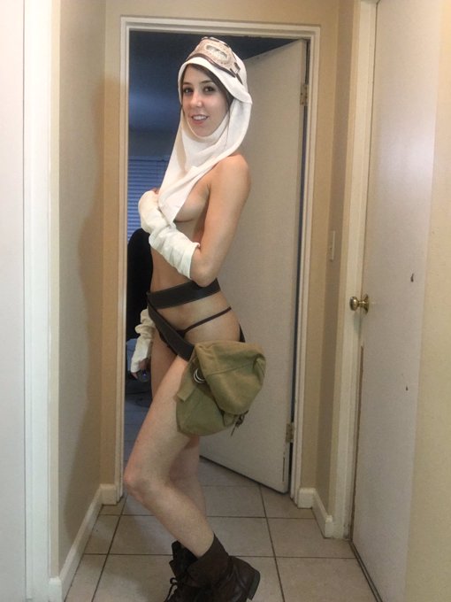 "I'm no one." https://t.co/jt5eGWDPQO<a href="/tag/tittytuesday"class="tags"><span>#tittytuesday</span></a>