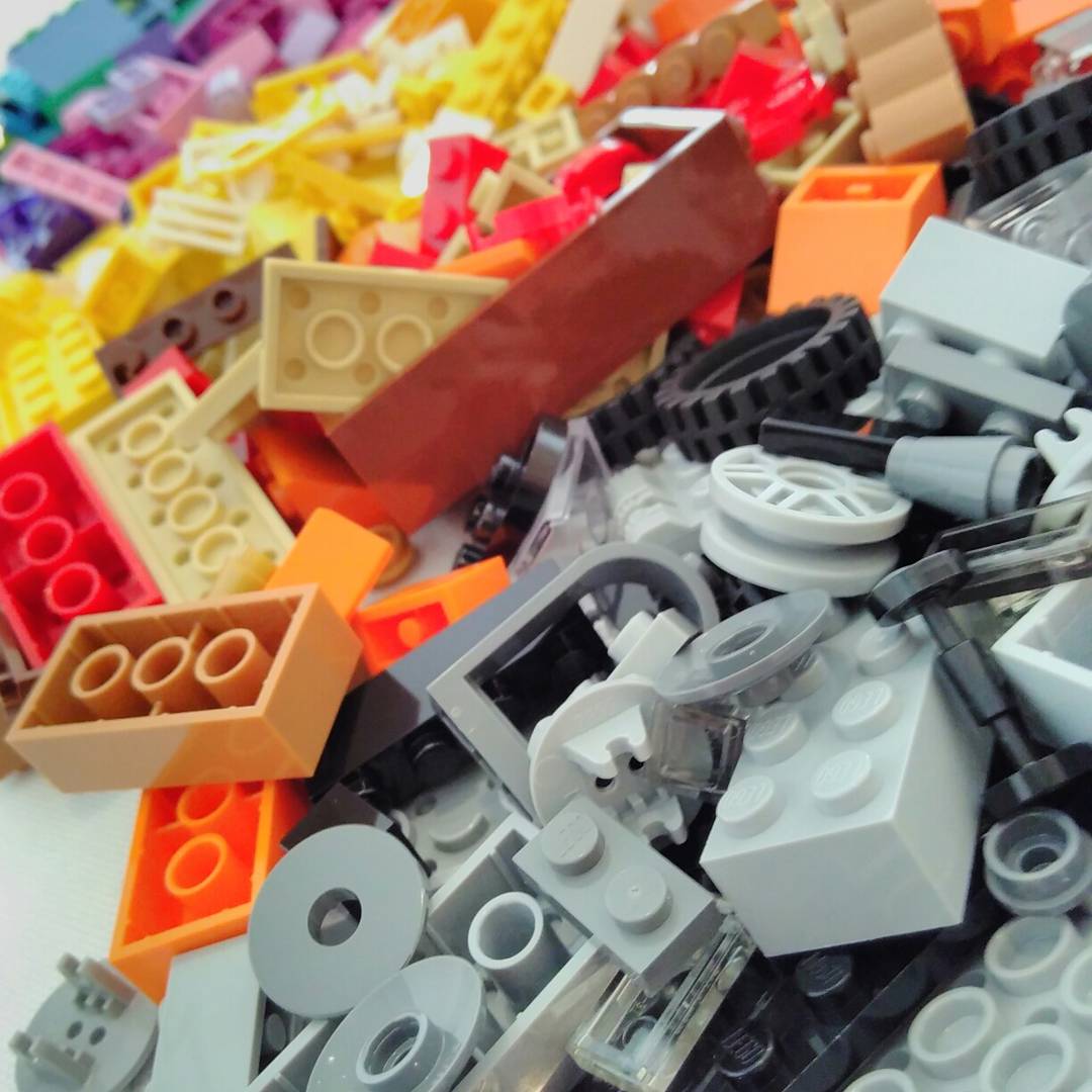 inexsos's tweet photo. Hoy lo vamos a disfrutar y mucho! #Prototipado #LEtsGO #TerritorioCreativoExt #DesignThinking #Lego https://t.co/fJ7YEaZyRw