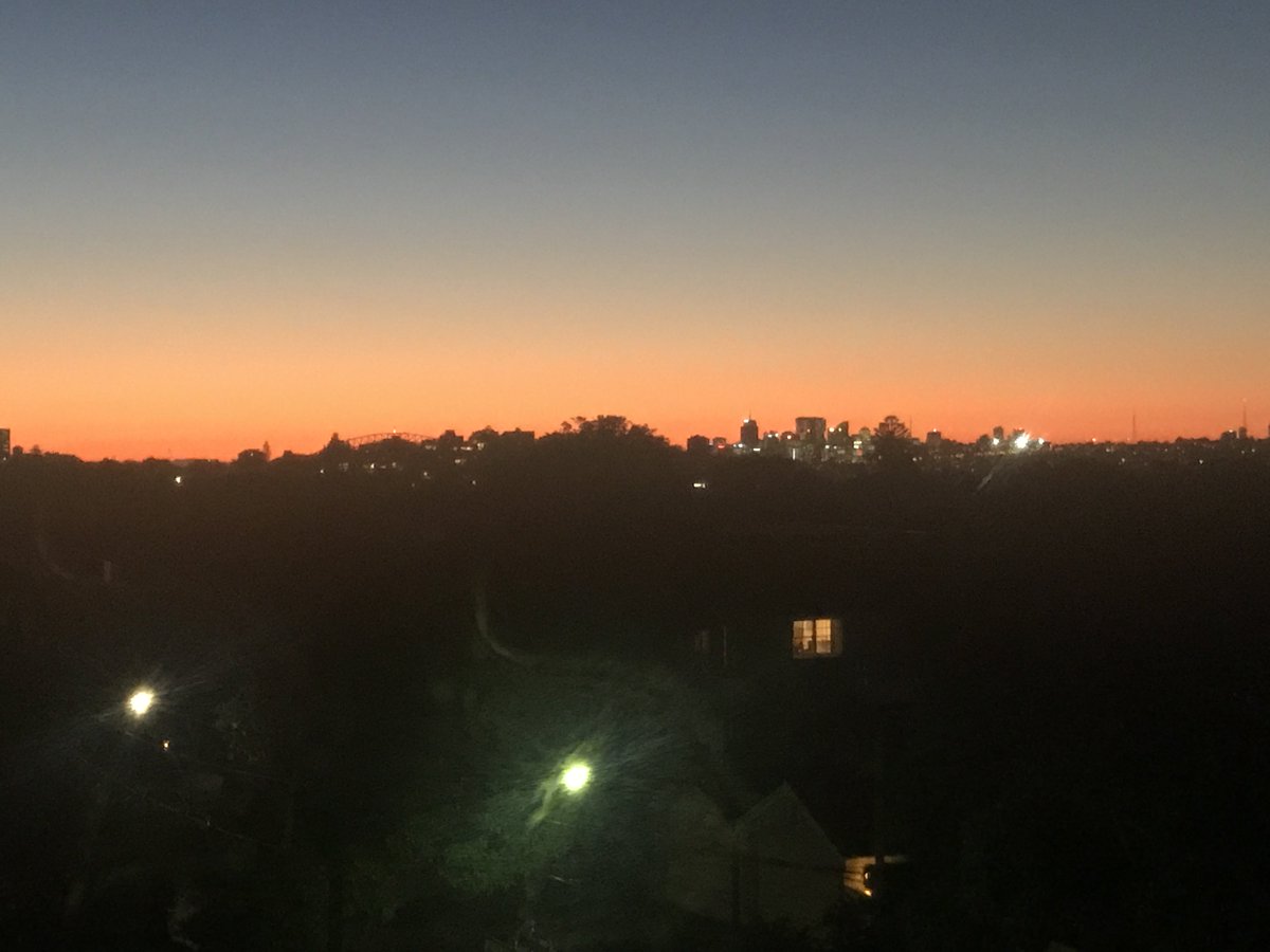 chemdry_s's tweet photo. Beautiful sunset #Sydney #doverheights https://t.co/Y2SpZ9LHQZ