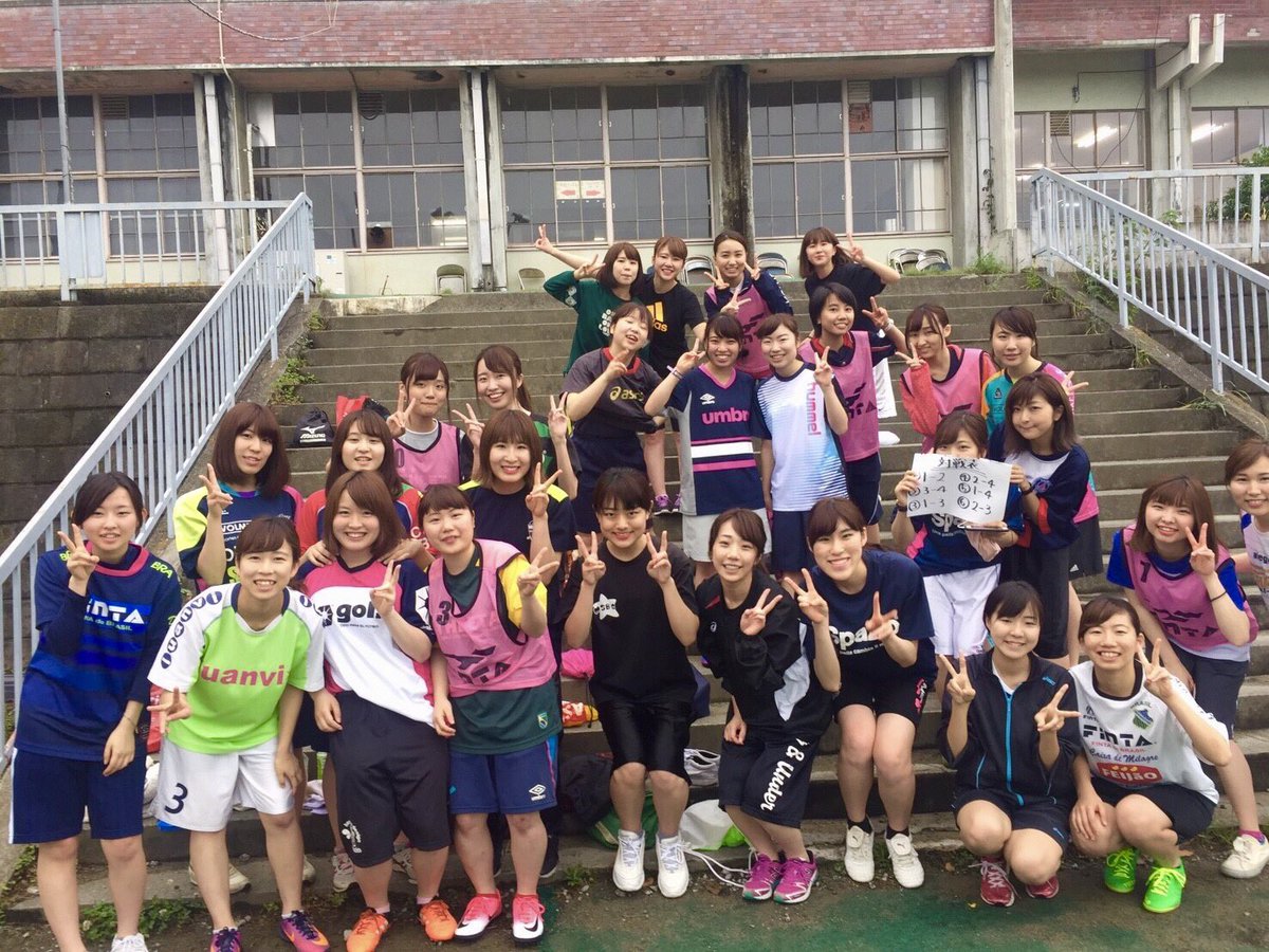 東洋大学フットサルサークル Alfort Alfortでは 女子もプレーヤーとして活動しています ゆるすぎず ガチすぎず 女子もフットサルを楽しめるのもalfortの特徴です Alfort 東洋大学 東洋大学フットサルサークル Alfort Alfortでは 女子もプレーヤーとして活動しています ゆるすぎず ガチすぎず 女子もフットサルを楽しめるのもalfortの特徴です Alfort 東洋大学