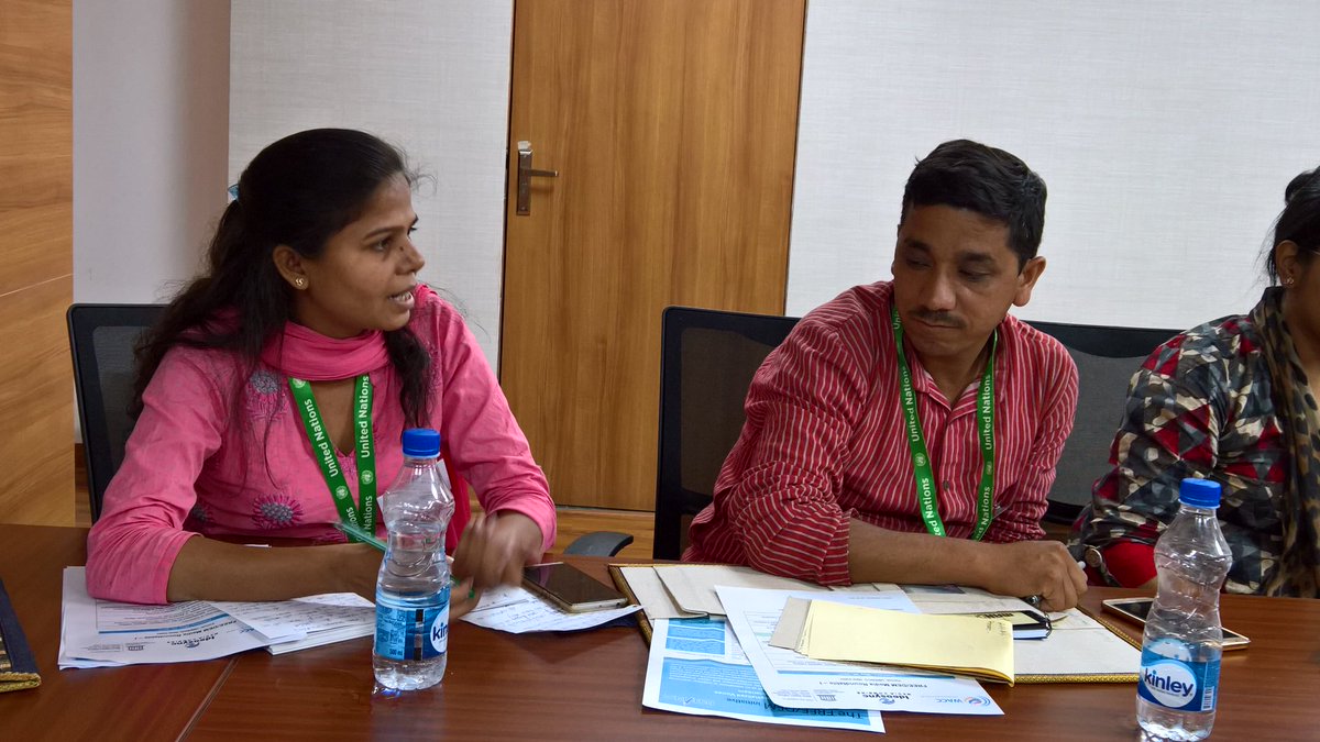 FreeDemIndia's tweet photo. Neetu from @GaonConnection speaks about her experience as in #commradio & #commnewspaper @IdeosyncMedia @UNESCO_NDL @waccglobal https://t.co/Ml3y8IABYh