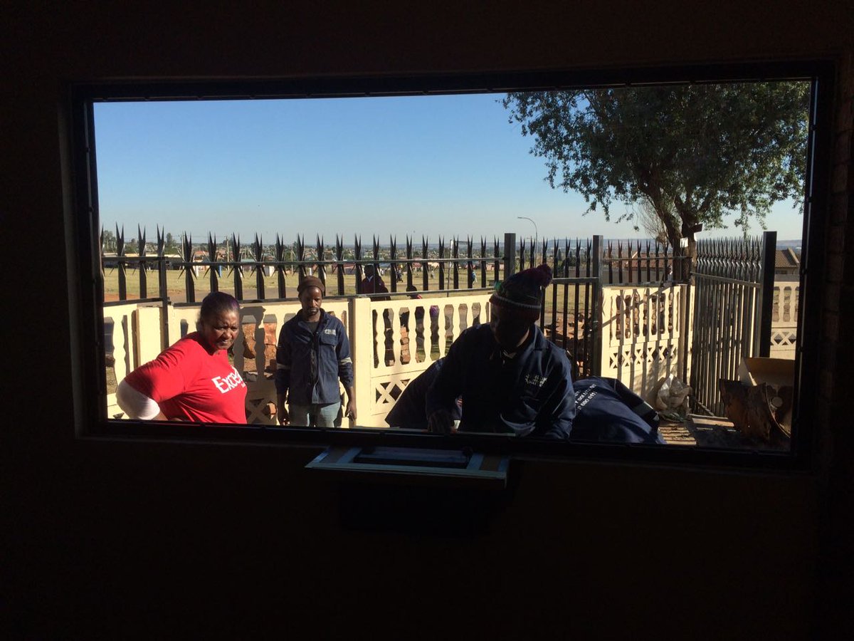 SeeThruSecurity's tweet photo. Installed a cash tray and safety glass window in Eden Park, Alberton. https://t.co/i2yiRPmBwN