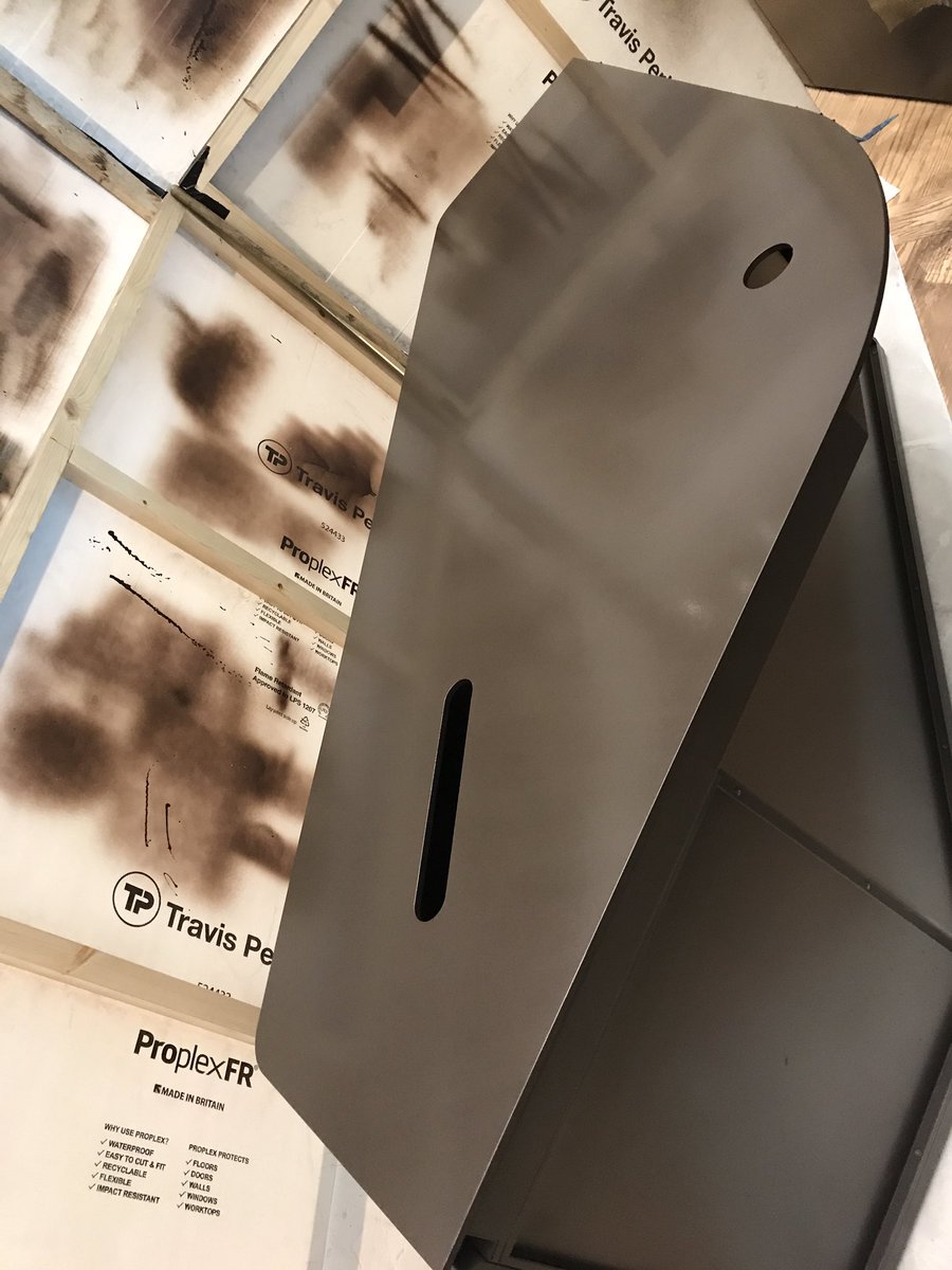 AlexCoating's tweet image. Passed by Foster + Partners ! #sprayingmakessense #UkConstruction #