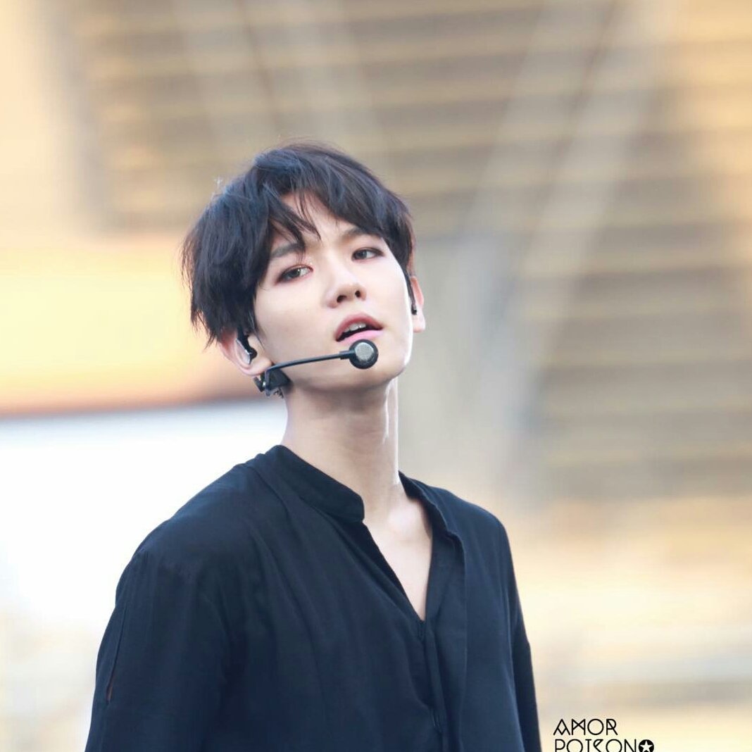 jhk2003's tweet photo. Porq eres tan lindo??  ❤❤😍 #EXO #kpop #baekhyun #exoL #lindo #guapo #mino #elmejordelmundoentero https://t.co/irmUHBXI4m