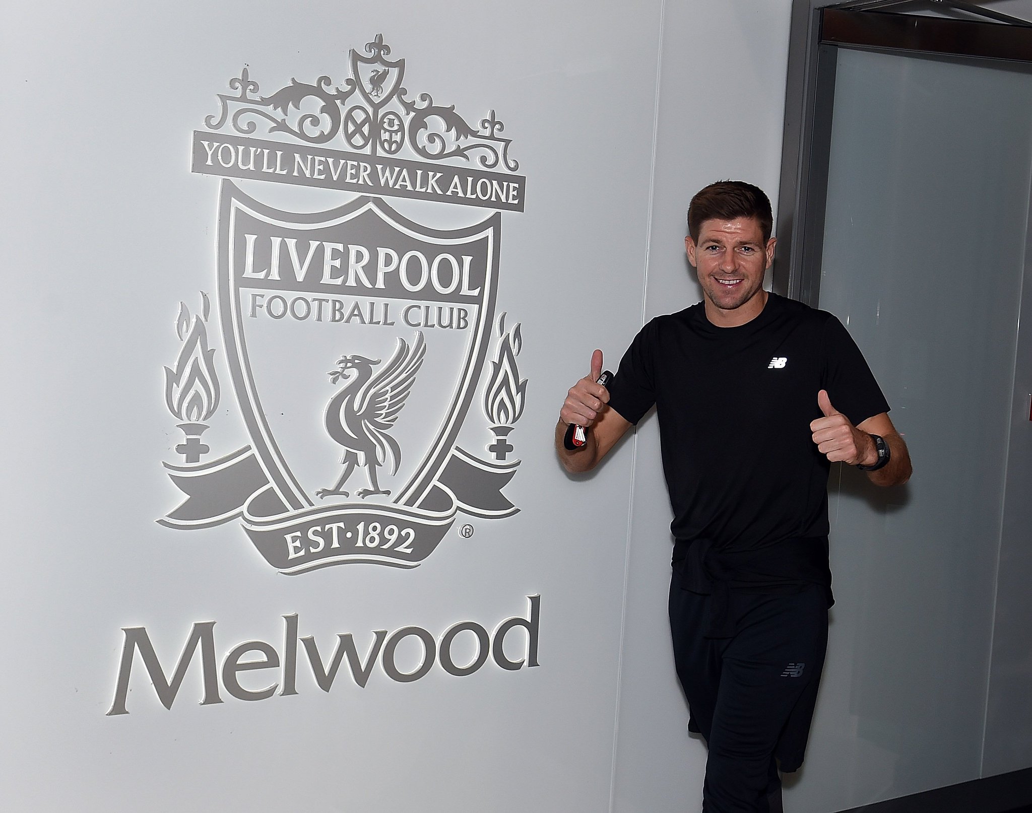 Happy birthday Steven Gerrard.

37 years young today.    