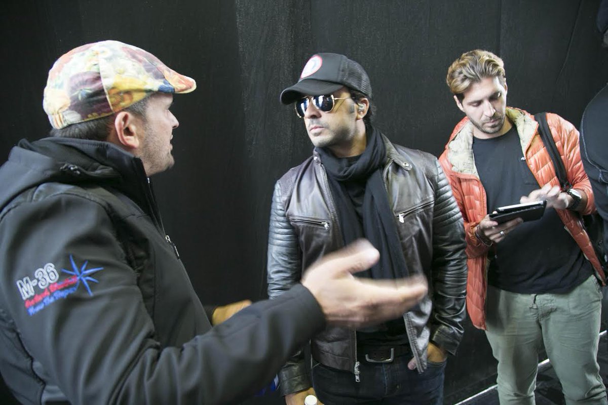 El concierto de #LuisFonsi en Vigo, más cerca de lo que parece. Vía <a href="/ManuelMendezFDV/">Manuel Mendez</a>  ow.ly/RBTV30c8V9U