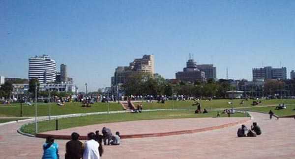 uniindianews's tweet photo. Pleasant morning in Delhi, minimum settles at 25 C
#weather
#Delhi
#temperature
#cloudlysky
https://t.co/oXbqGfFmrM https://t.co/hBU8cNsqXs