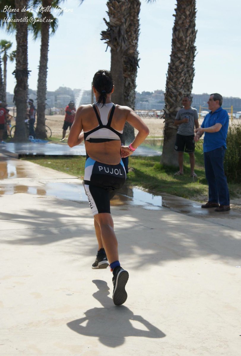 trimariapujol's tweet photo. Reprogramar mi carrera a pie ha sido clave para dejar lesiones.Busca y rebusca hasta encontrar el origen problema @Biobikeandrun #running https://t.co/XNtPUoqjwo