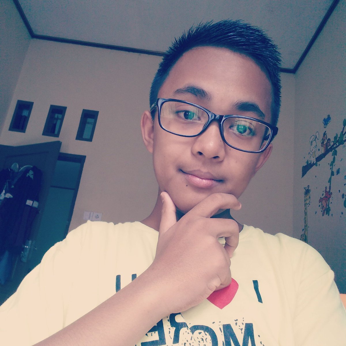 Zikri_Febrian37's tweet photo. Something :V
#likeforlike #likeforfollow #like4like #like4follow #likelikelike #something
#selfieExpert https://t.co/FepAWg1Sb4