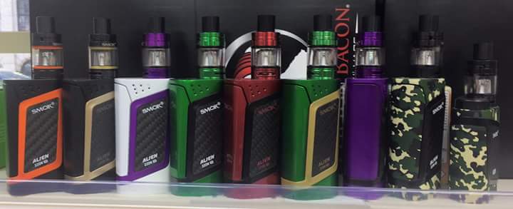 futurevaping1's tweet photo. New colors instock..full kit, plus batteries plus free 10ml - £60 https://t.co/tif2DmVVeD