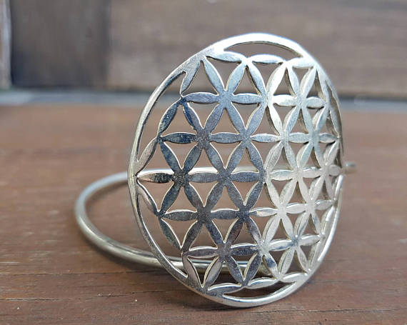 FeatherTribe's tweet photo. Flower of Life #Armband - Sacred Geometry Arm Band -  Silver - One Size - Adjustable - Feather Tribe https://t.co/IGnHppCGdI https://t.co/jRAgKwyAx4