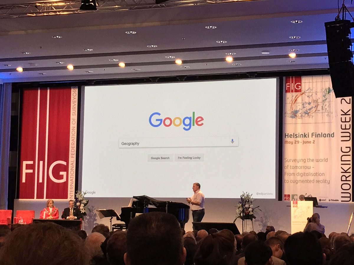 ine_buntinx's tweet photo. Ed Parsons at #FIGWW2017 opening ceremony. @Google #geography https://t.co/CizBadfQoR