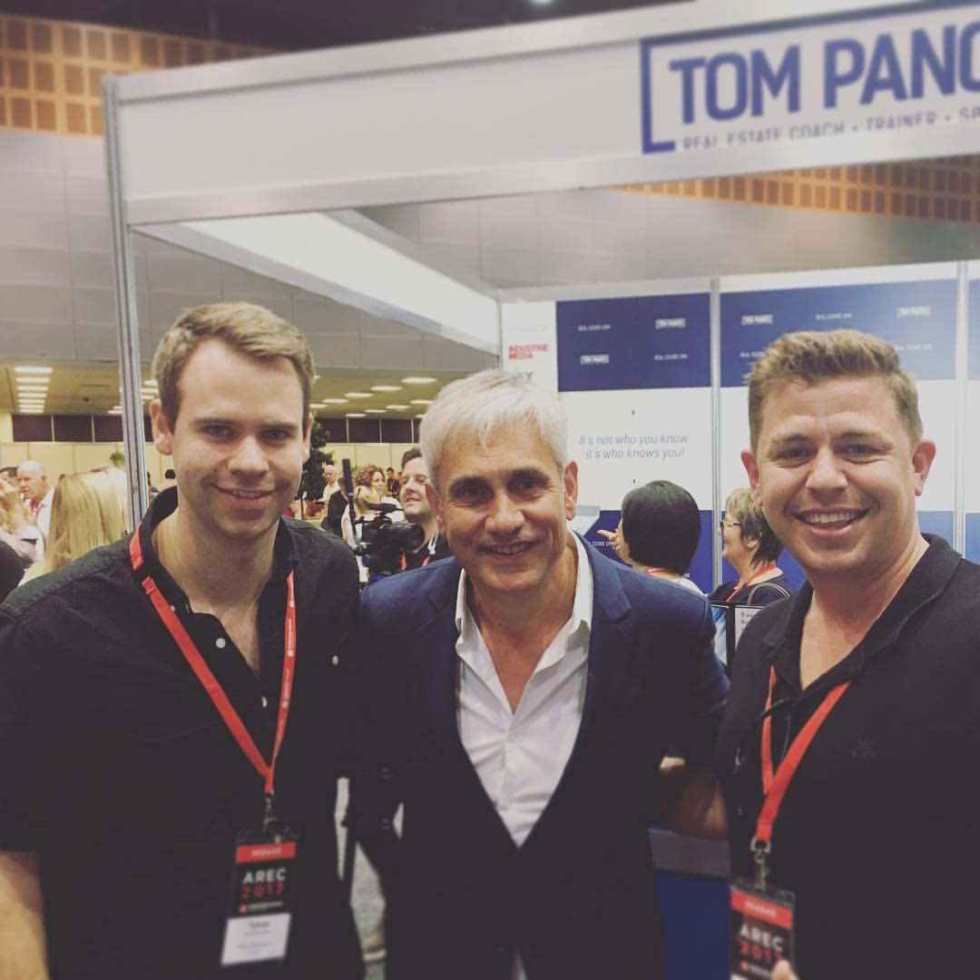 Mint360property's tweet photo. Our #sales team at the amazing #AREC #conference this week!
#AREC2017 #Realestate #Training #Mint360property @tompanos https://t.co/FlD0LaOjmW
