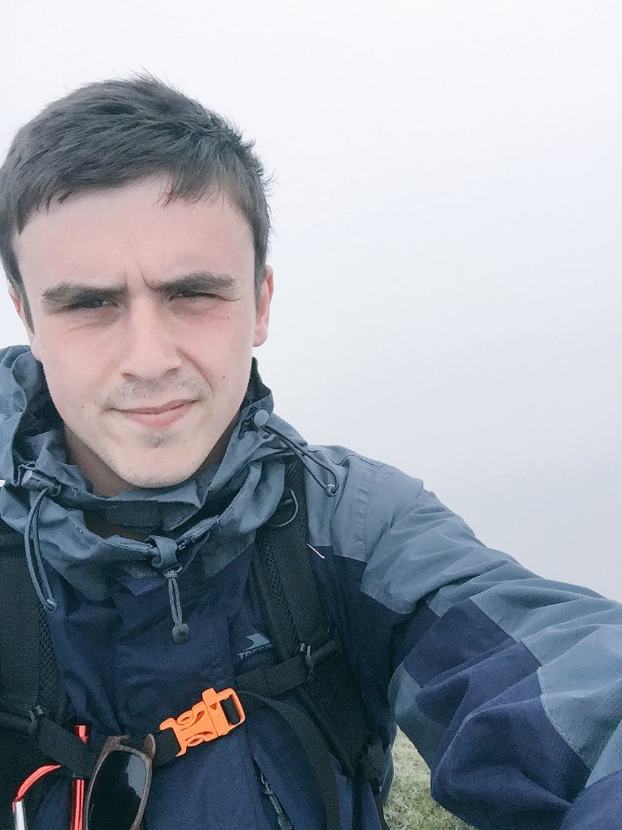 lawsonscott8's tweet photo. Up Ben lawers on Sunday ☁️☁️☁️☁️ https://t.co/kUvKPNi2OL