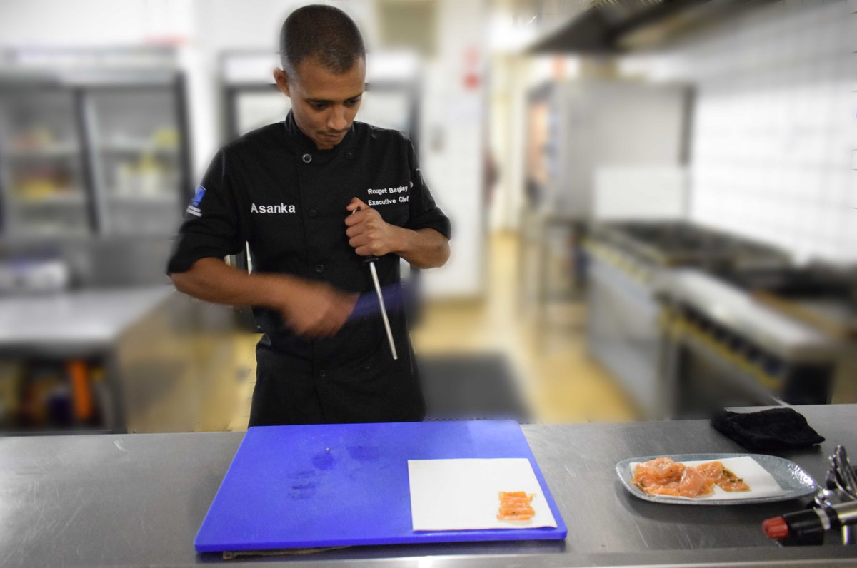 Asanka_Rest's tweet photo. #AsankaChef Rouget Bagley is creative &amp; dynamic - always experimenting with new ways to tease your tastebuds @JoziFoodieFix @sandtontimes https://t.co/3ny1wWNj1l