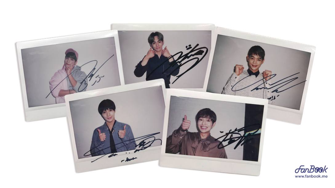 팬북 <샤이니 데뷔 9주년 축하 댓글 이벤트>가 6월 1일 마감됩니다! 5명을 추첨하여 빛나는 샤이니!! 미모가 열일하는 샤이니!!의 멤버별 폴라로이드 사진(자필사인)을 선물로 드려요💖 [참여하기: goo.gl/FgmqT3]