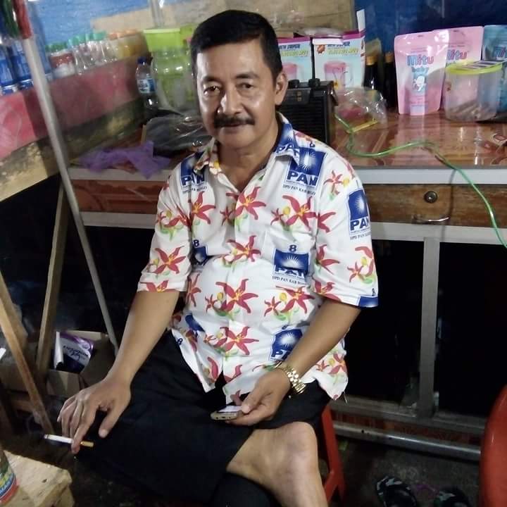 hendri182's tweet photo. Bot suka doyan berondong.... https://t.co/M8Fh7yUzxz