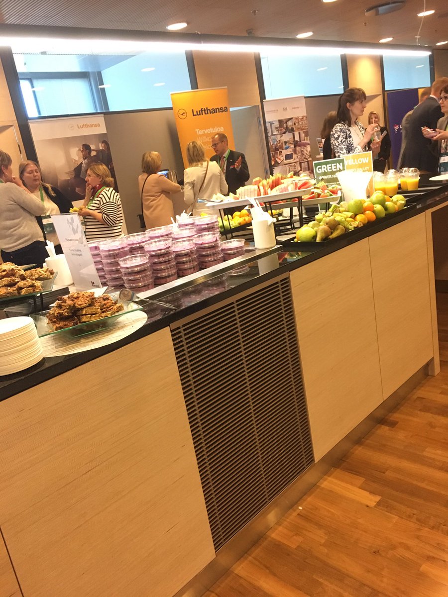Altti_H's tweet photo. #smtnetwork päivä lähtee käyntiin virkistävällä aamiaisella https://t.co/ND5bGcNjmO