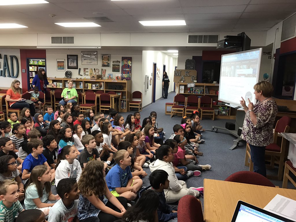 SlaughterLC's tweet photo. Ms. Sandra from the McKinney Public Library is here telling our students about the summer reading programs! #mckedtech #prideinside1617 https://t.co/rsaeLLSsOL