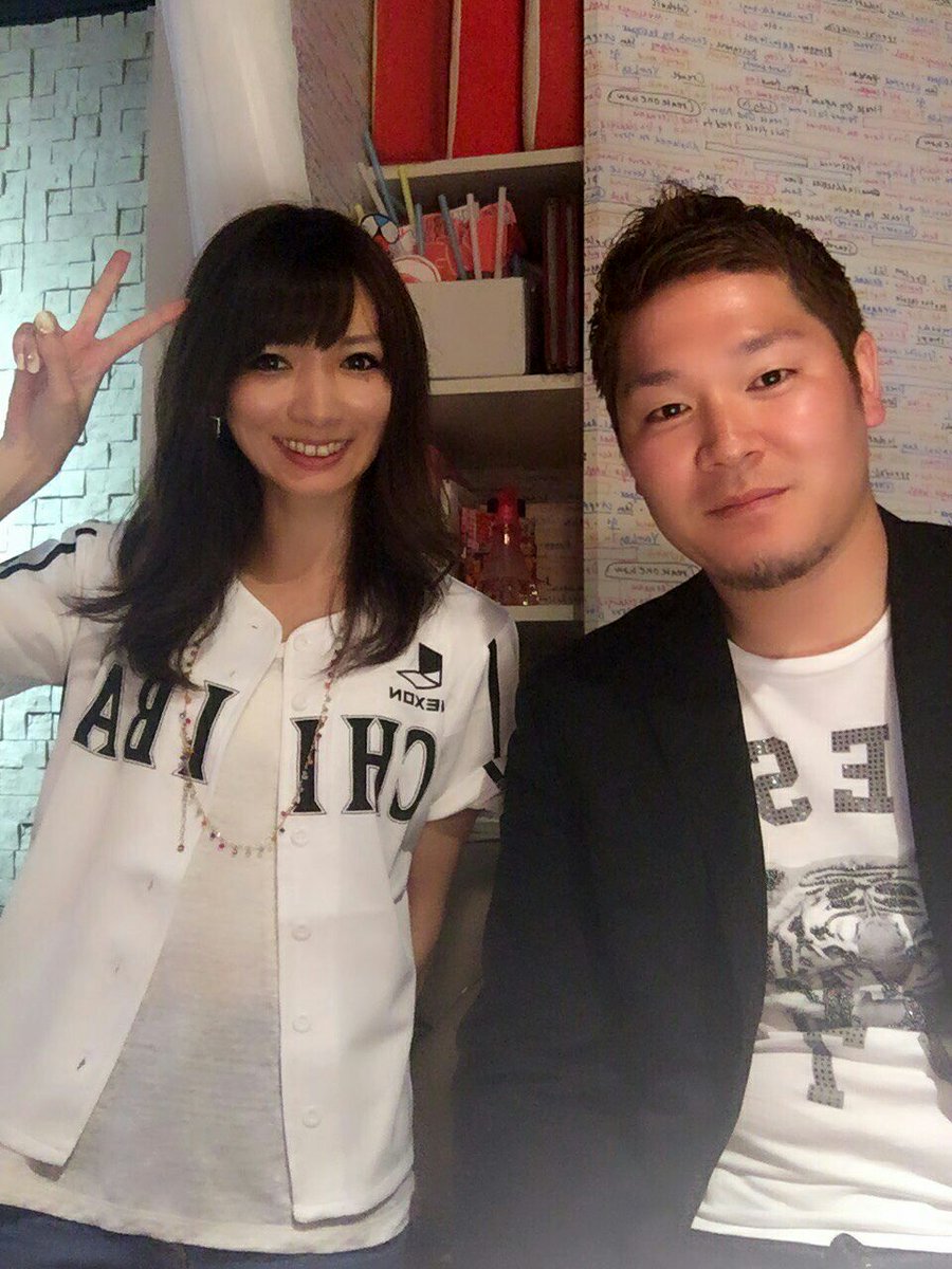 神戸 拓光 Twitterissa 今日一緒にお仕事をさせてもらった中谷あすみさんとぱしゃり 誰が顔でかいって 笑 神戸 拓光 Twitterissa 今日一緒にお仕事をさせてもらった中谷あすみさんとぱしゃり 誰が顔でかいって 笑