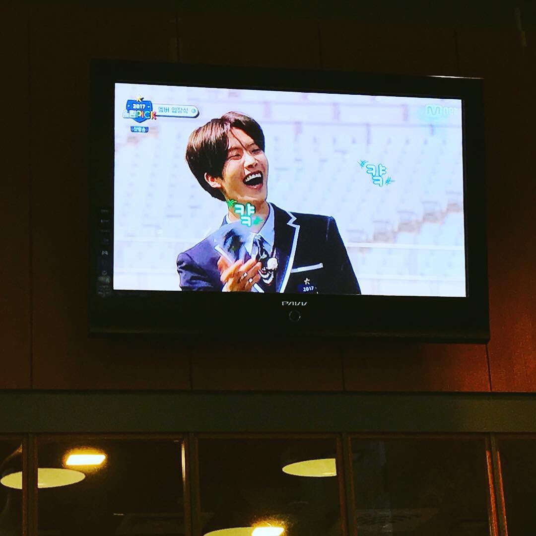 [Trans] ซองยอลทวิตแสดงความยินดีกับแดยอลสำหรับการออกอากาศครั้งแรกค่ะ 🎉