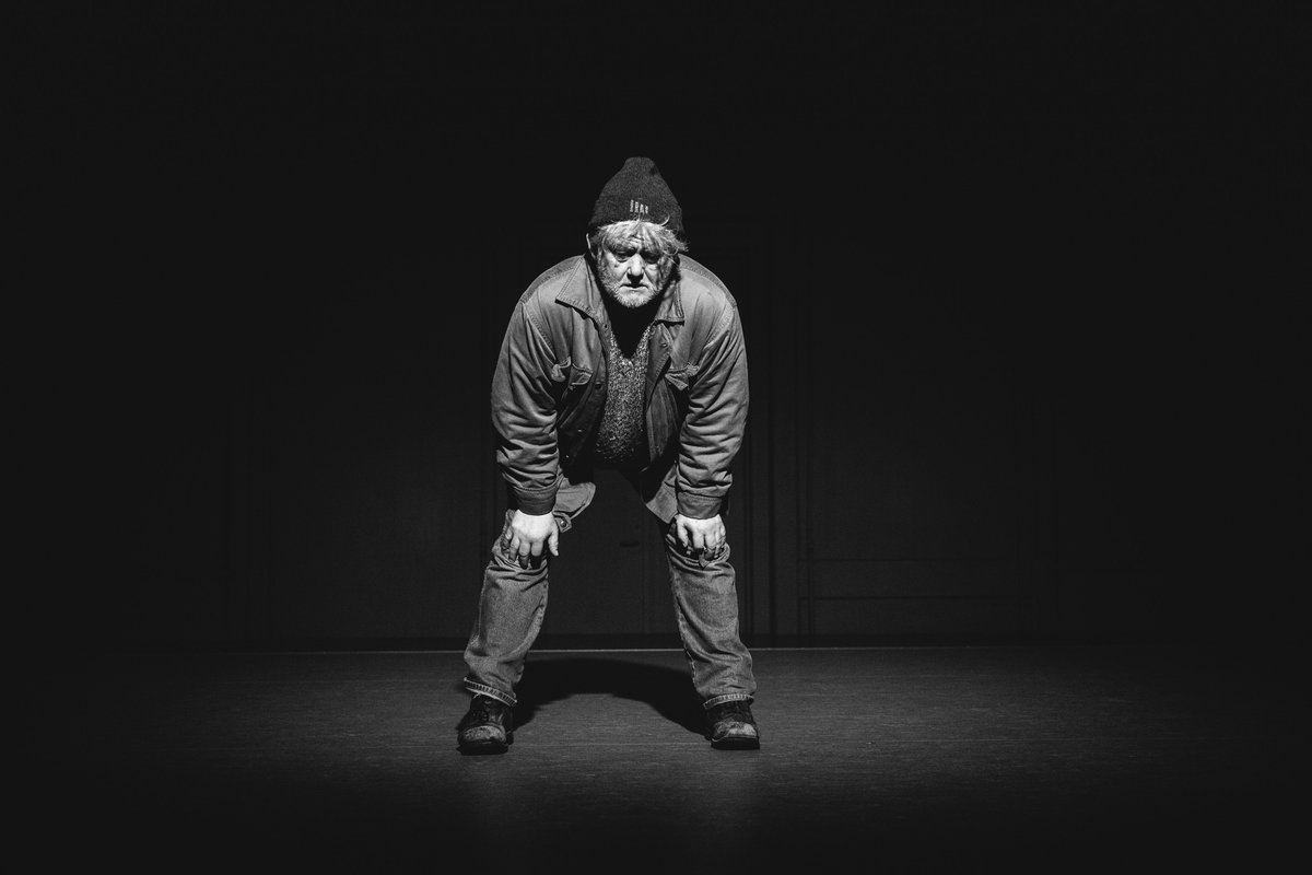 Husets Teater tweet media