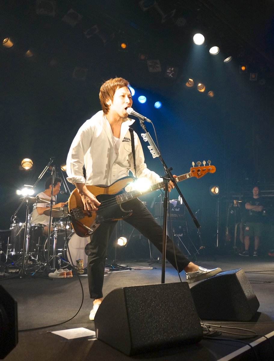 鹿島公行 ジャパハリネット 5 27 名古屋ダイヤモンドホール Seamo先輩 シーモネーター先輩ありがとうございました Sodamonさんから新しいグラサンいただいたので アーティスト風に撮影しましたw 良一 エミフルでひろう 中田 血管むき出しで
