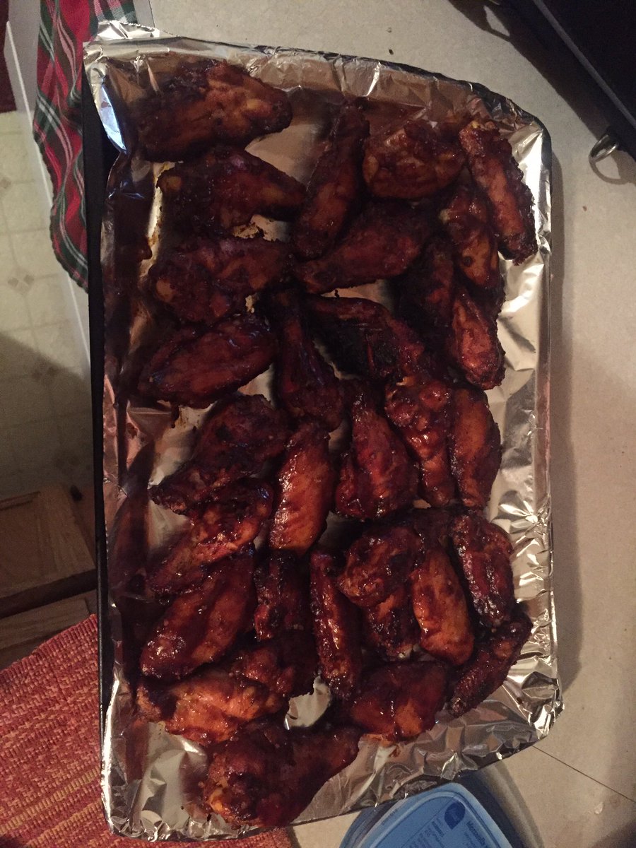 _ChefDon_'s tweet photo. Hot BBQ wings #Chefdon https://t.co/3W4EUSi5Q3