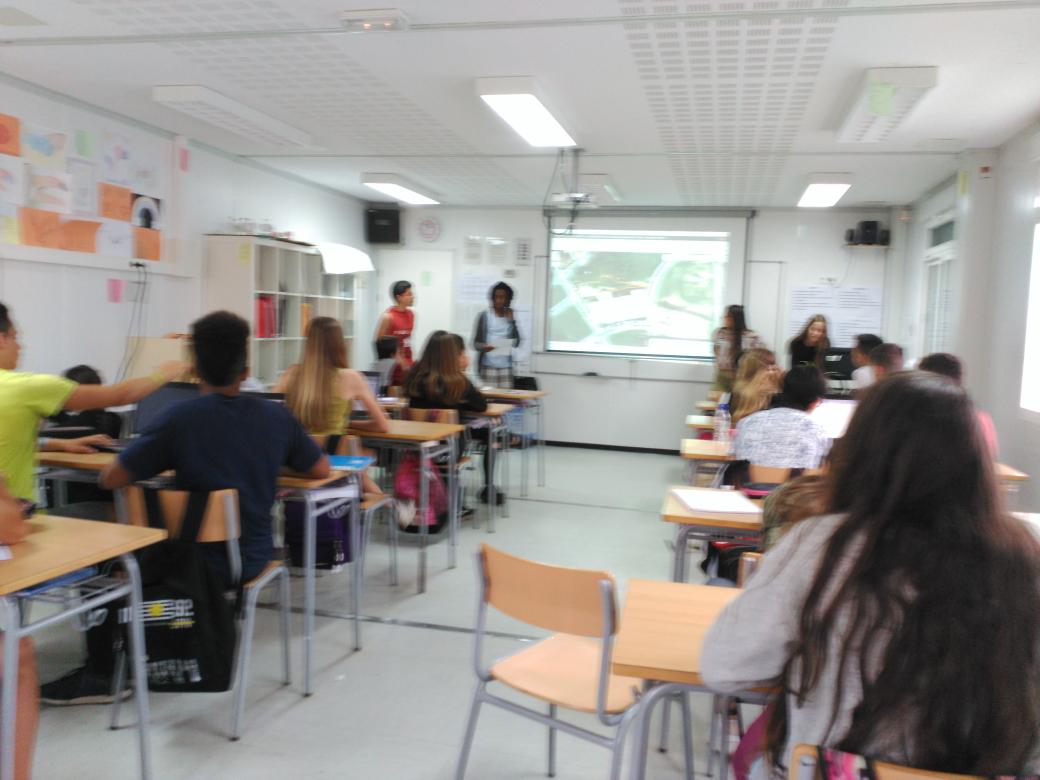 Plymouth3rC's tweet photo. Inici presentacions #projectemonvirtual #gimcanavirtual @wikiloc @Twitter @instagram molt bé @ApbaMonVirtual https://t.co/KtjntVvthx