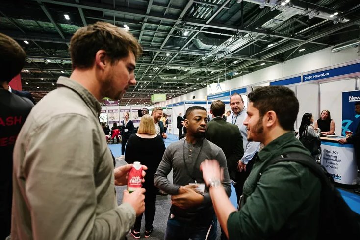 richardbranson's tweet image. Why crowdfunding is a great option for start-ups: virg.in/4gS #readbyrichard