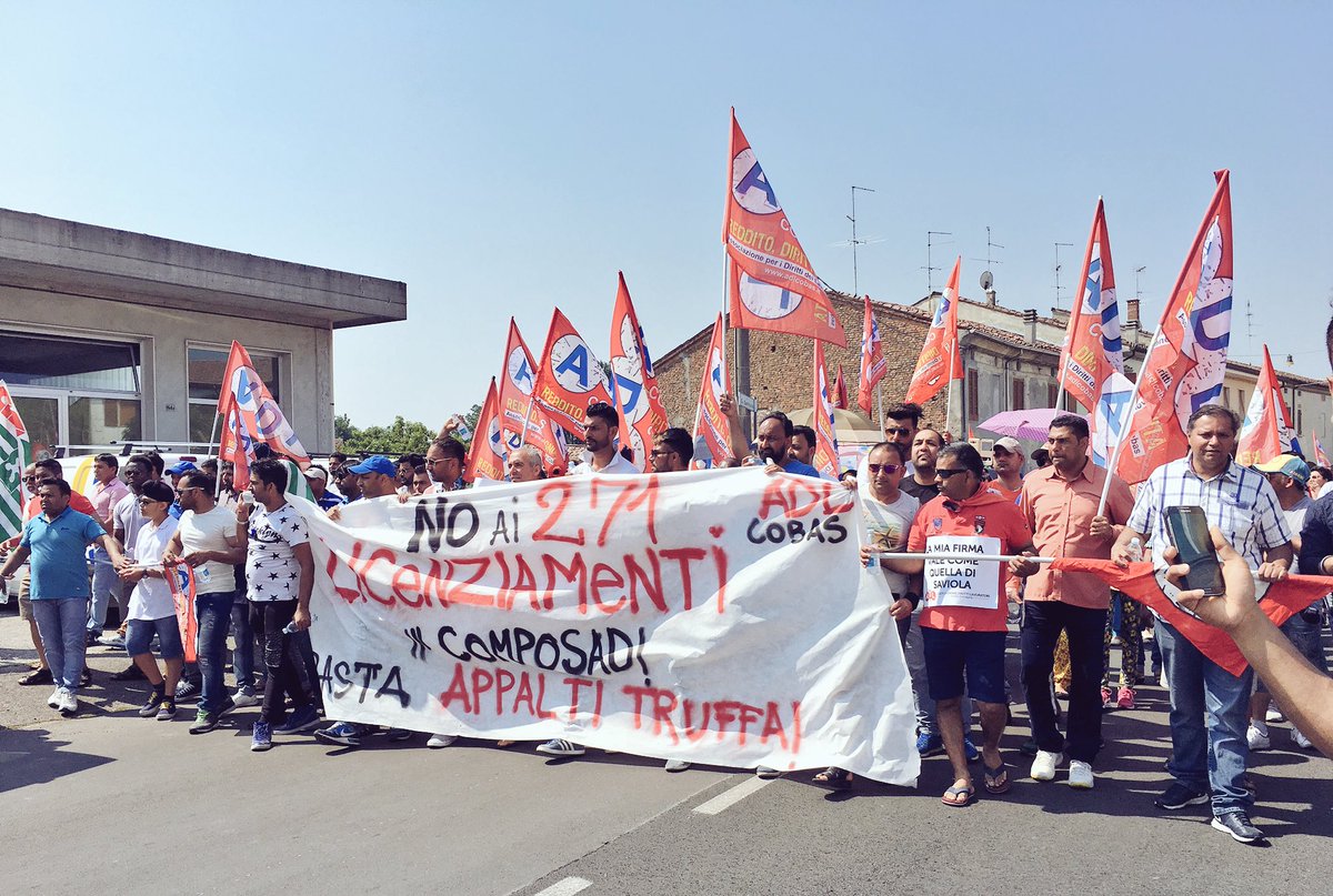 adlcobas's tweet photo. #Viadana prosegue il corteo per i diritti e contro i licenziamenti dei 271 lavoratori e lavoratrici #Composad #LavoroLiberoDalloSfruttamento https://t.co/tKExuYEk6C