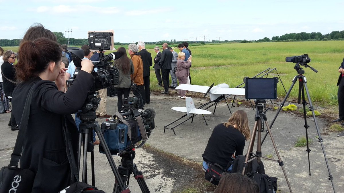 thalesgroup's tweet image. Cameras are ready to see #SpyRanger take-off #ParisAirShow #PAS17 #PressTrip