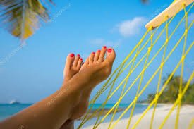 FYBLeidschendam's tweet photo. Deze #zomer geen #pijn aan je #hielen. Nu #gratis een voetvijl en potje voetencreme bij een #pedicurebehandeling https://t.co/mcZlNXeJqY https://t.co/BGfdSPsUap