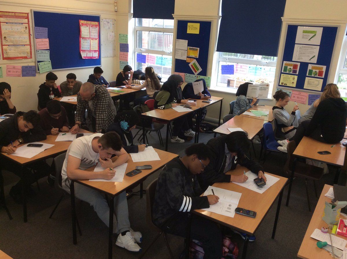 MathsNinestiles's tweet photo. Year 11 hard at work during half term @Ninestiles #aspiretoexcellence https://t.co/BXByXVrXZ9