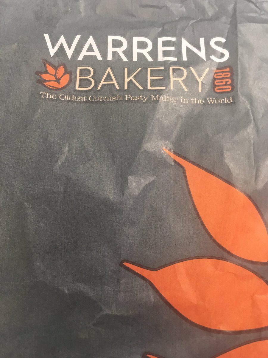 TashaEvents6's tweet photo. @WarrensBakery opened in #Eastleigh today right next to the office - popped in for a little taste of home! #pasties #happiness https://t.co/tTT6QrW8KB