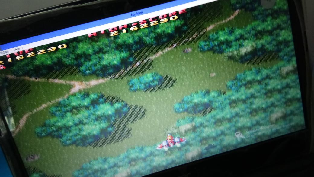 SyahMie1308's tweet photo. I've found my childhood game 😍✌
#RaidenII https://t.co/DLNHdLh9yw