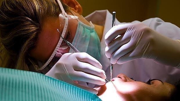 oralthbcn's tweet photo. Las personas que sufren fobia #dental tienen una peor calidad de vida https://t.co/z5ULBsNheR via @abc_salud #saludoral https://t.co/r6dwqwqHCj