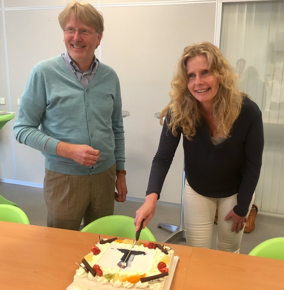 AgroCaresWorld's tweet photo. It's now official! With our partner @HLBbv we have officially introduced our #soil analysis &amp; monitoring services onto the Dutch market 🇳🇱! https://t.co/guFdmn0aQS