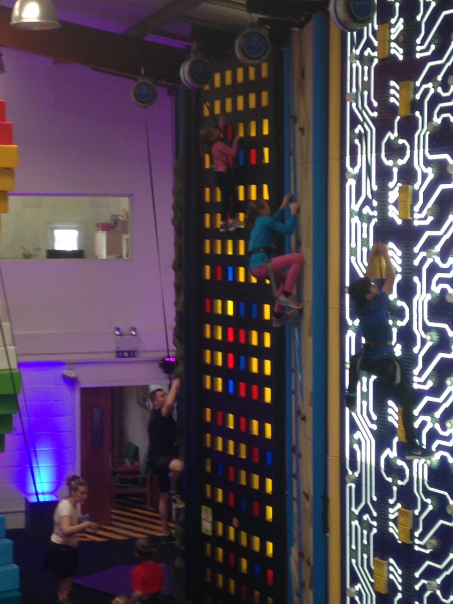 sw19dad's tweet photo. First wall conquered, many more on the way! #Unstoppable @clipnclimb_SW6 https://t.co/iDpqetgjiM