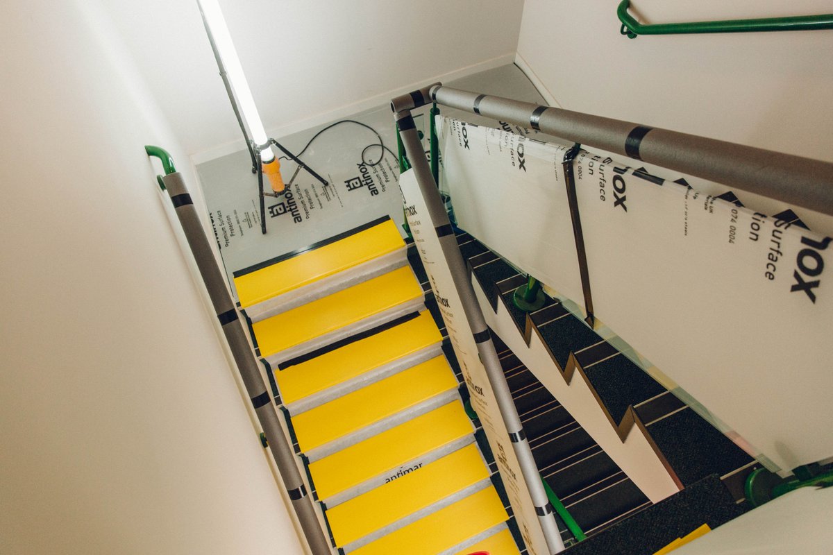 swiftecgroup's tweet photo. A great picture of our yellow rigid stair protectors in use. This product is highly robust, re-usable and widely used on housing projects. https://t.co/tLdNPXGead