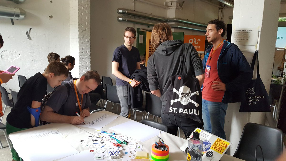 <a href="/opntec/">Open Technologies</a> zeigte wieder die Relevanz von #opendata. Wir waren mit #LoRaWAN-Workshop dabei. Mehr im Blog: bit.ly/2s9hgGs #SmartCity