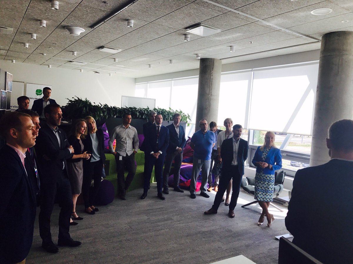 Had pleasure hosting <a href="/TeliaCompany/">Telia Company</a> CEO <a href="/jdennelind/">Dennelind</a> and Head of DK, LT &amp; EE @henriette_wendt at our hub for #innovation talks 🙌🏻