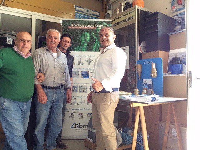 EdilpugliaSrl's tweet photo. #Giornatealbanco con #Rbm!
Siamo a #Corato presso D'oria srl per parlare di #termoidraulica con il #defangatore #MG1 e non solo!#followus 😉 https://t.co/bf71T3GgYU