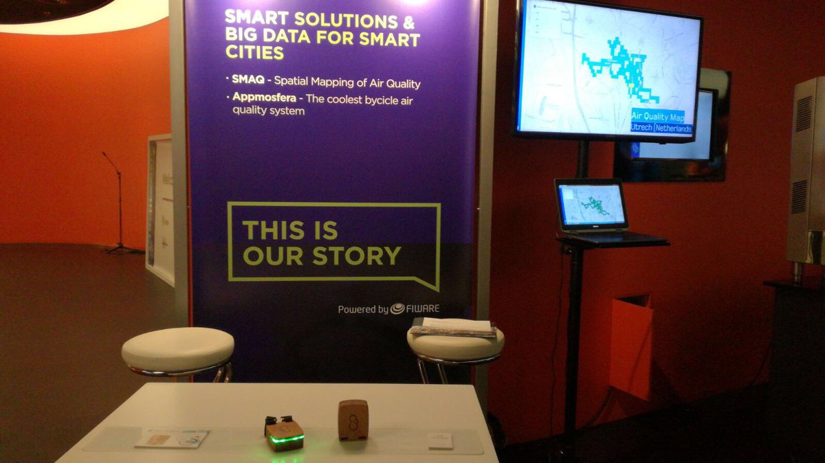 UrbanClouds_ES's tweet photo. Nuestro #Appmosfera en FIWARE SUMMIT UTRECHT 2017 #FiwareSummit https://t.co/JCNkEUMukV