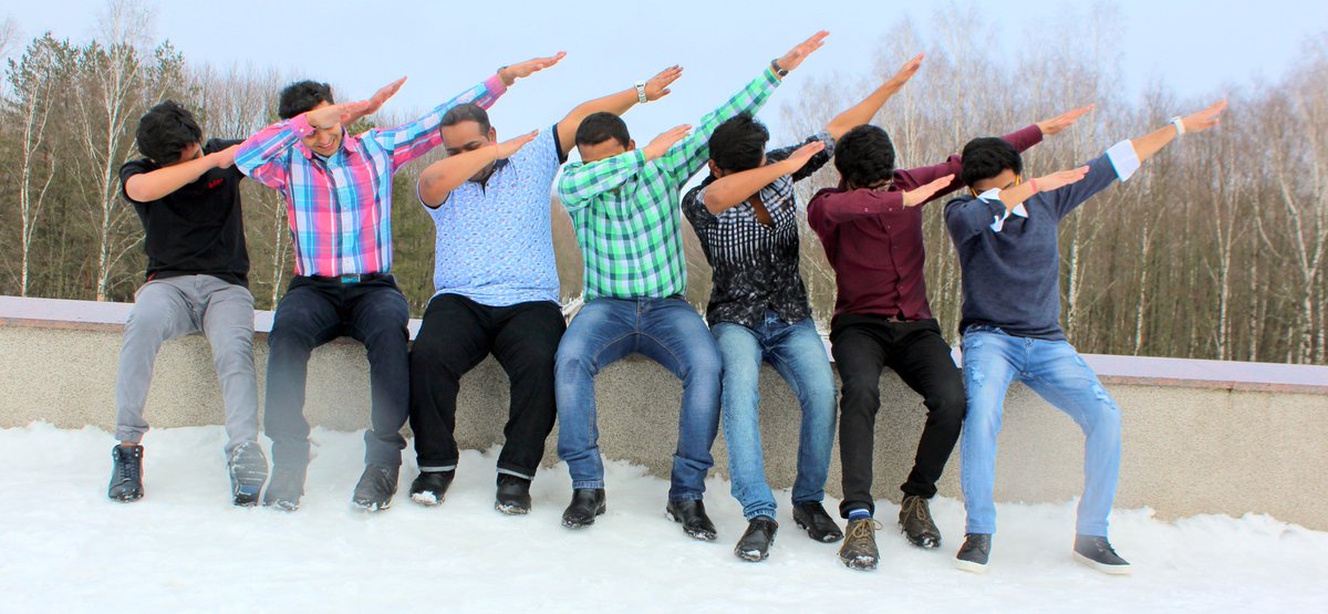 dipakpawar137's tweet photo. Good friends don't let you do stupid things ...Alone🤣😂 https://t.co/bMKhbccfnz