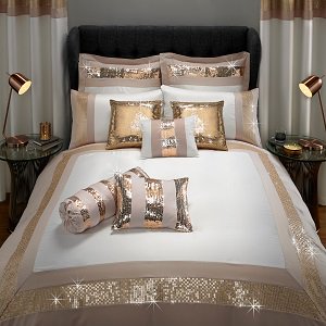 #COMPETITION! #Win a bedroom makeover, courtesy of By Caprice Home - enter our comp here: ow.ly/zz8e30c8Y6m