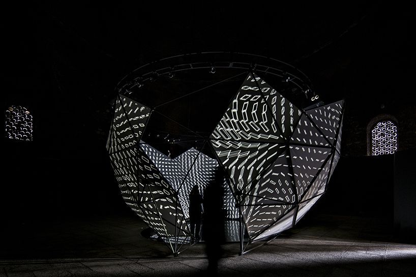 matchlighting's tweet photo. NOHlab &amp; Buşra Tunç present OCULUS as an interactive light &amp; sound performance https://t.co/lKy3KcBzQg